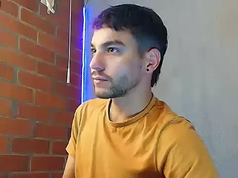 Leandro valenzuela online show from December 18, 3:40 pm