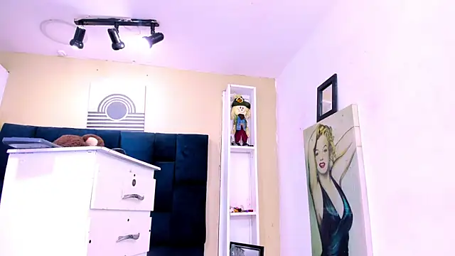 AlissonSpears online show from June 12, 4:39 pm