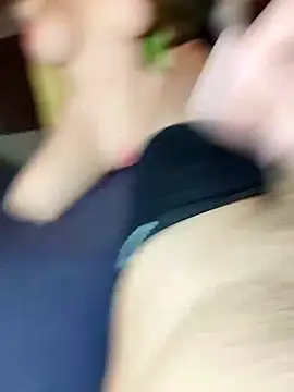 Snapshot of Crazzy_Maiky chatting on January 23, 8:35 pm Crazzy Maiky online show from January 23, 8:35 pm