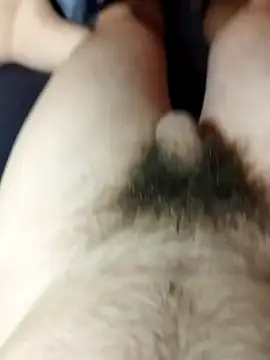 Snapshot of Crazzy_Maiky chatting on November 28, 10:01 pm Crazzy Maiky online show from November 28, 10:01 pm