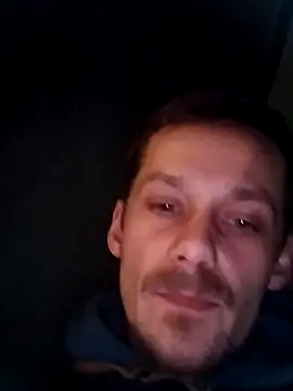 Snapshot of Crazzy_Maiky chatting on January 15, 7:50 pm Crazzy Maiky online show from January 15, 7:50 pm