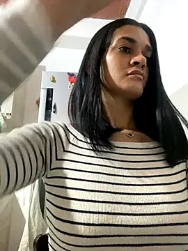 Biancasantillana online show from October 17, 1:25 pm