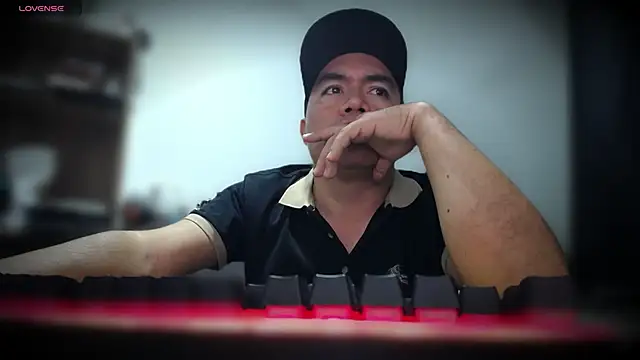 Snapshot of Jhonatan_Morales_S chatting on November 29, 3:09 am Jhonatan Morales S online show from November 29, 3:09 am