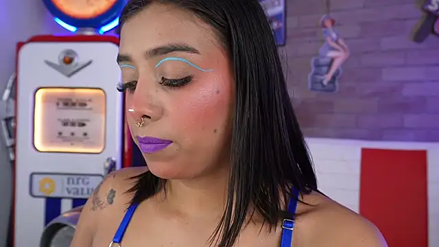 miss collins online show from February 11, 6:24 pm