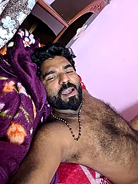 Snapshot of Karanshrimali chatting on March 23, 4:27 am Karanshrimali online show from March 23, 4:27 am