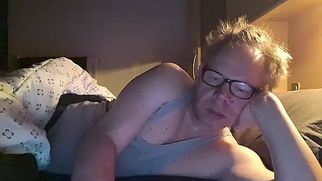 Snapshot of kinkyslet8 chatting on January 9, 7:55 am kinkyslet8 online show from January 9, 7:55 am