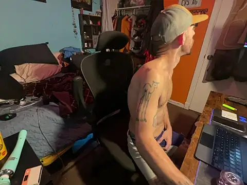 RuffClvb online show from December 4, 2:59 pm