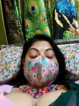 Ratna-777 online show from February 3, 9:39 pm