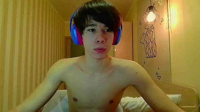 Snapshot of gayGamogey chatting on January 15, 5:47 pm gayGamogey online show from January 15, 5:47 pm