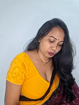 DREAM GIRL-30 online show from November 30, 4:55 pm