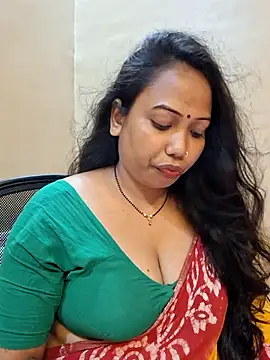 DREAM GIRL-30 online show from June 13, 5:00 pm