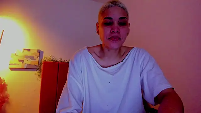 Charlee pink online show from April 20, 4:43 pm