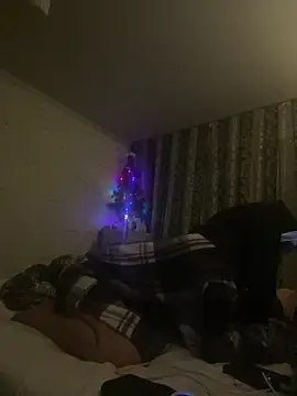 Kisasex1010 online show from December 18, 9:32 pm