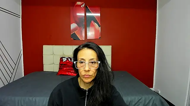 Snapshot of Abrillee1 chatting on February 10, 11:02 pm Abrillee1 online show from February 10, 11:02 pm