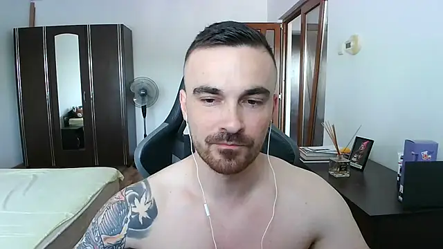 Snapshot of mu5clemania2 chatting on June 21, 2:52 pm mu5clemania2 online show from June 21, 2:52 pm