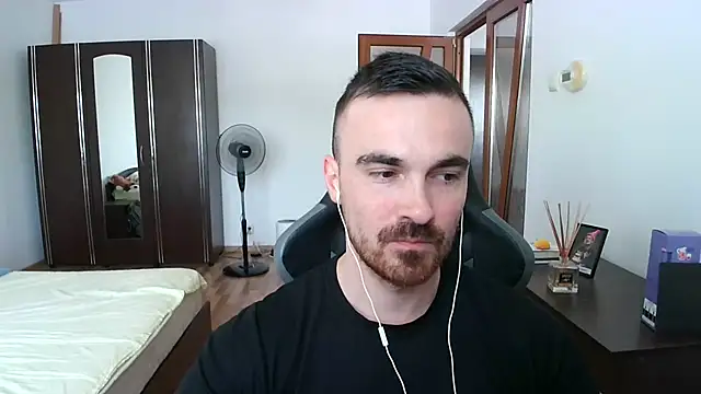 Snapshot of mu5clemania2 chatting on June 27, 12:22 pm mu5clemania2 online show from June 27, 12:22 pm
