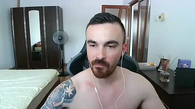 Snapshot of mu5clemania2 chatting on June 30, 1:34 pm mu5clemania2 online show from June 30, 1:34 pm
