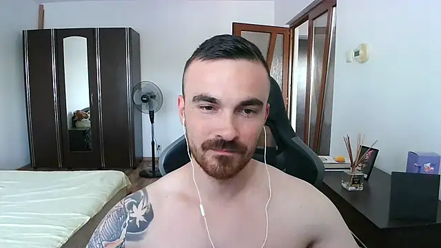 Snapshot of mu5clemania2 chatting on July 28, 2:57 pm mu5clemania2 online show from July 28, 2:57 pm