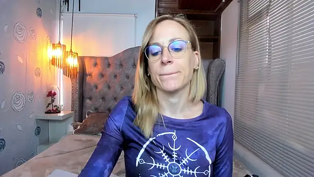 Snapshot of SammySanders chatting on January 4, 12:16 pm SammySanders online show from January 4, 12:16 pm