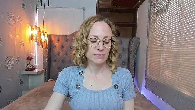 Snapshot of SammySanders chatting on February 25, 11:00 pm SammySanders online show from February 25, 11:00 pm