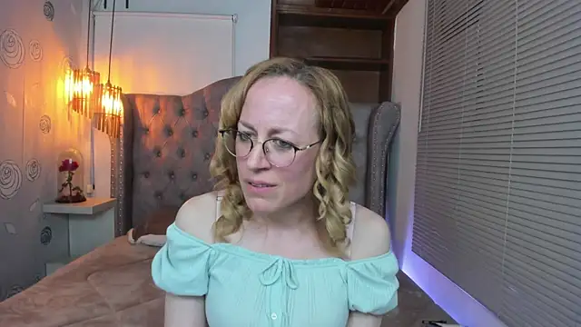 Snapshot of SammySanders chatting on February 28, 11:12 pm SammySanders online show from February 28, 11:12 pm