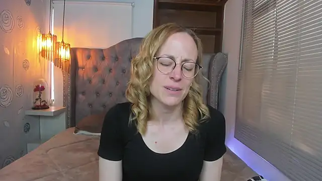 Snapshot of SammySanders chatting on March 4, 8:05 pm SammySanders online show from March 4, 8:05 pm