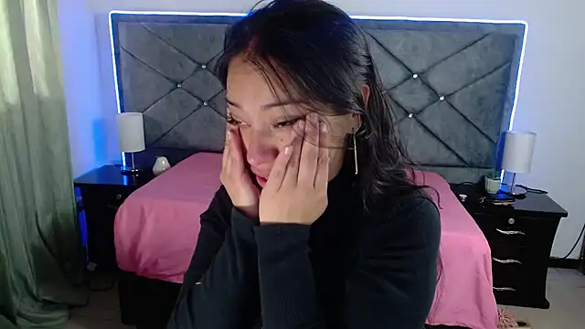 Snapshot of Julietacollins06 chatting on September 20, 3:02 pm Julietacollins06 online show from September 20, 3:02 pm