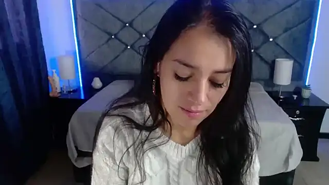 Snapshot of Julietacollins06 chatting on October 1, 1:17 pm Julietacollins06 online show from October 1, 1:17 pm