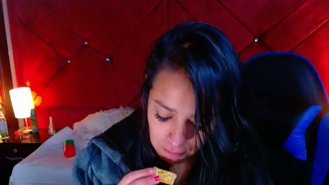 Julietacollins06 online show from February 20, 12:38 pm