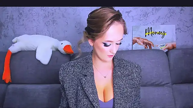 Snapshot of DreameSoul chatting on February 8, 9:03 am DreameSoul online show from February 8, 9:03 am