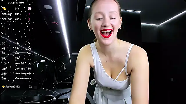 Snapshot of DreameSoul chatting on March 5, 3:35 am DreameSoul online show from March 5, 3:35 am