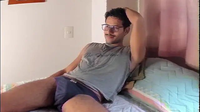 Snapshot of Nicholasrodrii chatting on March 2, 8:48 pm Nicholasrodrii online show from March 2, 8:48 pm