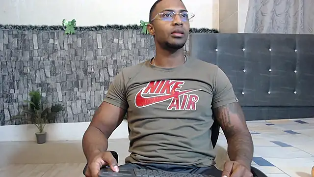 Joseephjackson online show from February 21, 1:23 pm