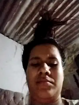 Snapshot of sol_miluna chatting on August 4, 4:37 am sol miluna online show from August 4, 4:37 am