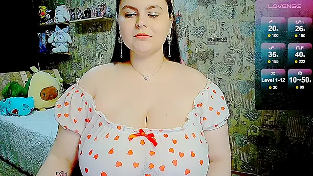 WhisperInTheDarkk online show from May 8, 10:37 pm