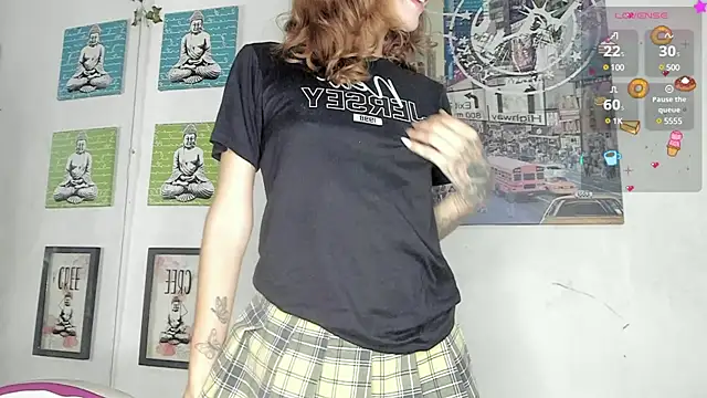 Snapshot of katt__black__ chatting on December 20, 9:39 pm katt black online show from December 20, 9:39 pm