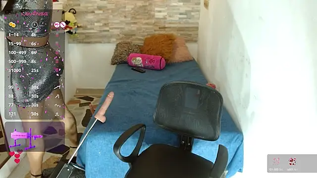 Snapshot of CindyWilliams_ chatting on January 29, 10:58 am CindyWilliams online show from January 29, 10:58 am