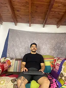 Snapshot of AndresSmith__ chatting on June 7, 5:38 pm AndresSmith online show from June 7, 5:38 pm