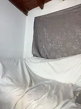 Snapshot of AndresSmith__ chatting on June 16, 8:22 pm AndresSmith online show from June 16, 8:22 pm