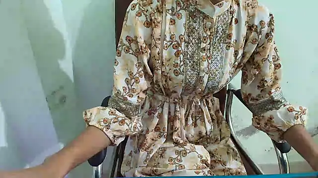 Snapshot of Srabontii chatting on March 16, 9:47 pm Srabontii online show from March 16, 9:47 pm