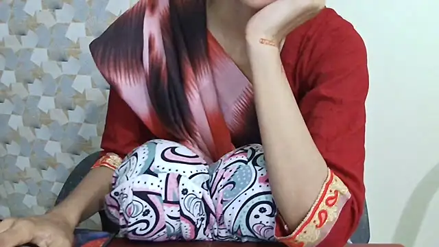 Snapshot of Srabontii chatting on May 31, 4:36 pm Srabontii online show from May 31, 4:36 pm
