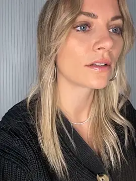 Snapshot of Milla__one chatting on September 29, 7:02 am Milla one online show from September 29, 7:02 am