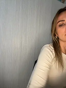 Snapshot of Milla__one chatting on November 2, 9:55 am Milla one online show from November 2, 9:55 am