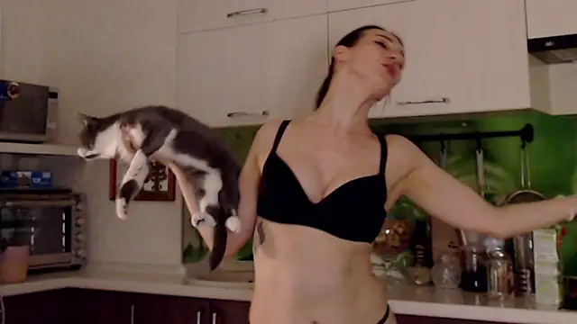 pepper milf online show from February 18, 7:41 pm