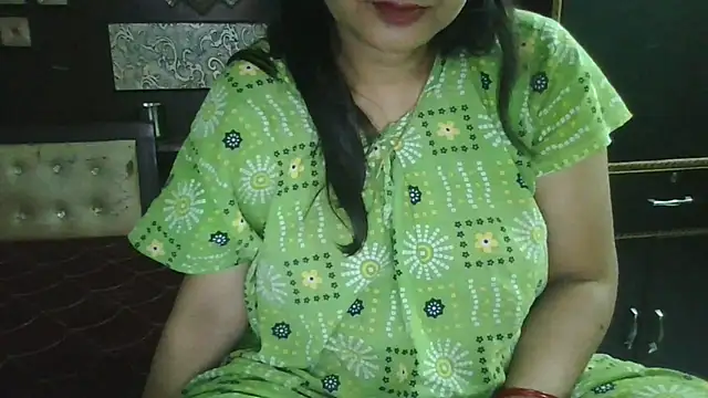 Snapshot of couplesuni chatting on July 9, 5:39 pm couplesuni online show from July 9, 5:39 pm