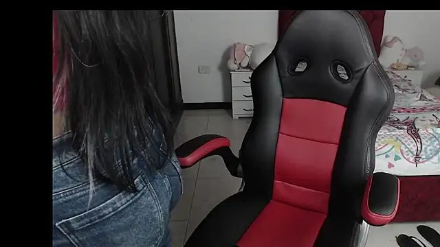 kayla k18 online show from January 15, 9:30 pm