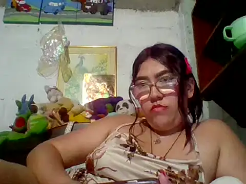 Snapshot of dafne19_ chatting on February 12, 5:47 am dafne19 online show from February 12, 5:47 am