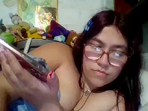 Snapshot of dafne19_ chatting on February 13, 6:52 am dafne19 online show from February 13, 6:52 am