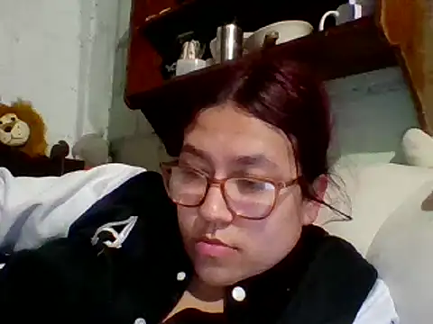 Snapshot of dafne19_ chatting on March 7, 6:24 am dafne19 online show from March 7, 6:24 am