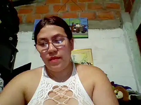 Snapshot of dafne19_ chatting on March 14, 6:32 am dafne19 online show from March 14, 6:32 am